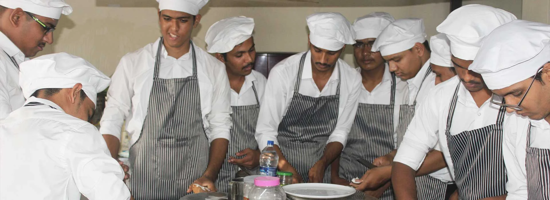 hotel-managemencolleges-in-mumbai